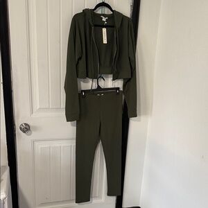 NWT Olive Green Women's Two-Piece Hoodie & Legging Set